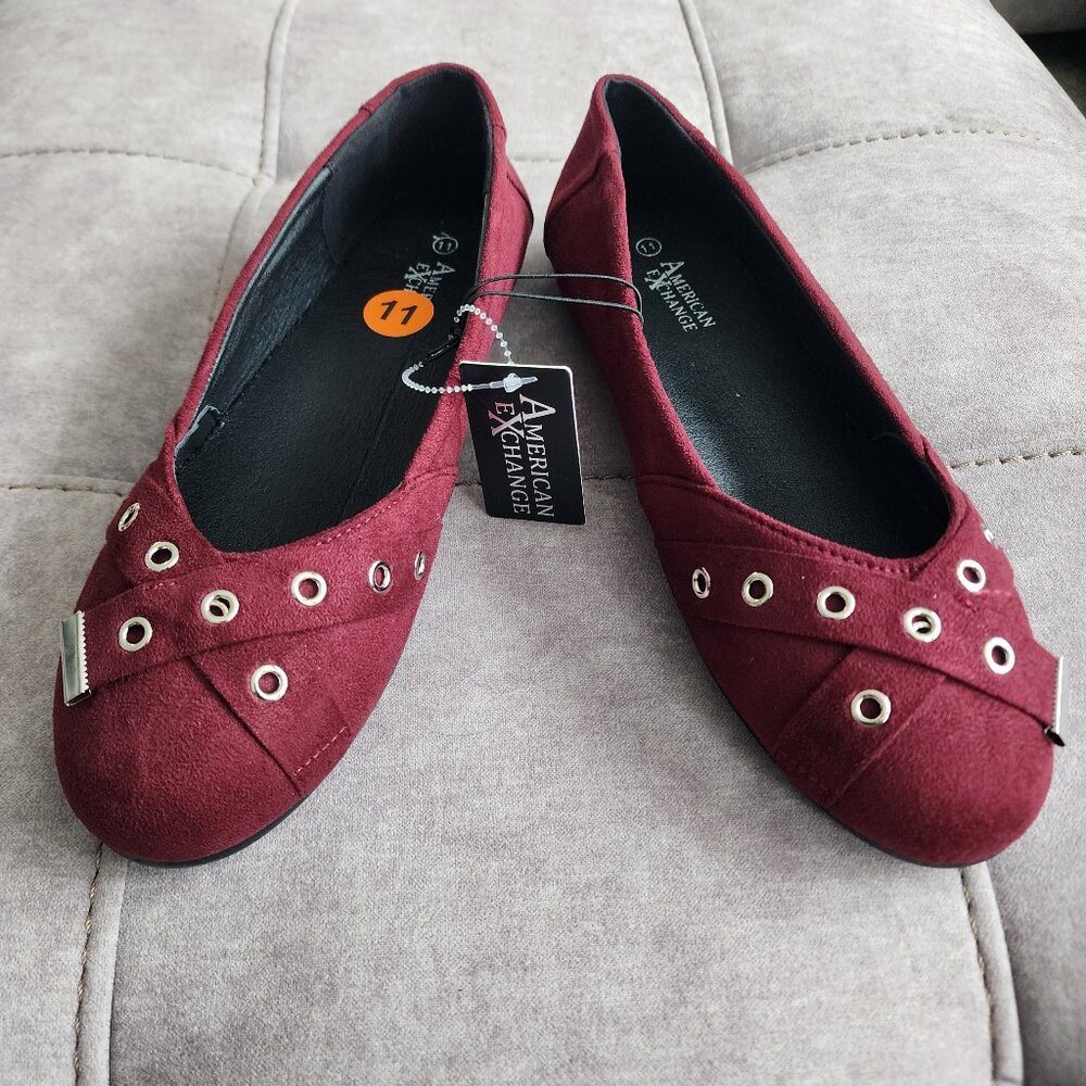 NEW American Exchange Women's Kira Grommet Strap Flat Shoes Size 11